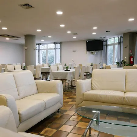 Hotel Scala Paralía Rachón